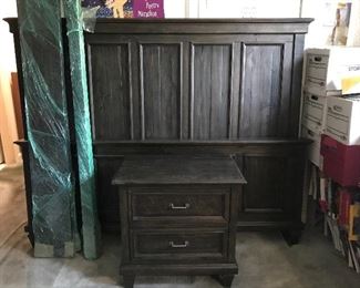 (Brand New) Magnussen Calistoga 4-Piece Panel Bedroom Set in Weathered Charcoal