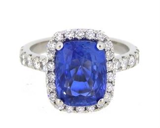 4.06ct Sapphire & 0.90ct Diamond Ring