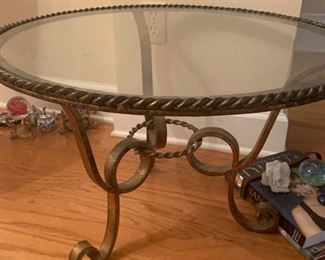 “HOLLYWOOD REGENCY”Twisted Rope Brass and Glass Cocktail Table 