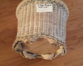 Vintage  Woven Basket on Feet / wood bottom  size 12 1/2 “ X 10” 
