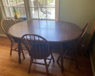 Kitchen table (has 4 chairs)