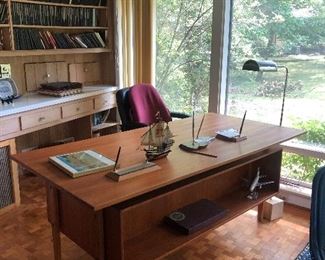 Mid Century Floating Executive Desk