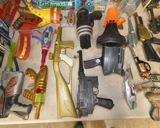 VARIOUS CAP PISTOLS AND HOLSTERS