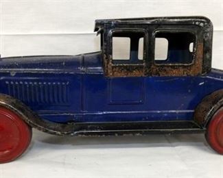 19IN TIN LITHO CAR W/ SPACE TIRE