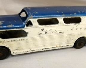 VIEW 4 GREYHOUND BUS