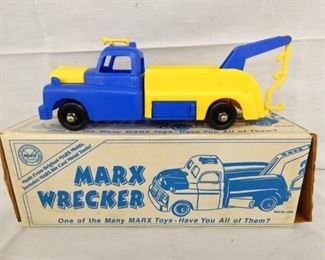 MARX WRECKER W/ BOX