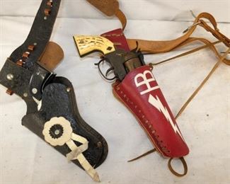 EARLY PISTOLS/HOLSTERS