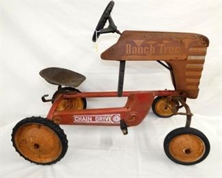 RANCH TRAC PEDAL TRACTOR