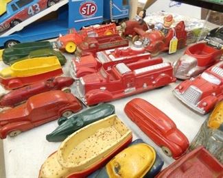 VARIOUS EARLY RUBBER TOYS