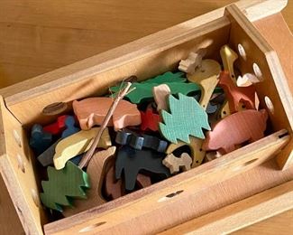 LOT #105 - $50 - Vintage Wooden Noah's Ark Pull Toy / Play Set with Animals (Germany)