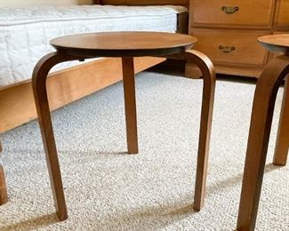 LOT #139 - $80 - Pair of MCM Side Tables (round top measures approx. 14" dia, tables are approx. 17.5" H)