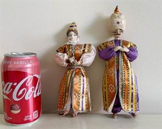 LOT #187 - $12 - Pair of Ethnic / Cultural Dolls, Traditional Clothes / Costumes