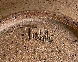 LOT #230 - $25 - Southwestern / Native American Pottery Vase, Signed Mary Tuttle