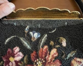 LOT #293 - $50 - Vintage Beaded Purse / Handbag