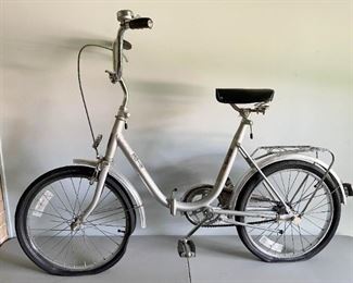 LOT #345 - $50 - Another Unis Folding Bike / Bicycle