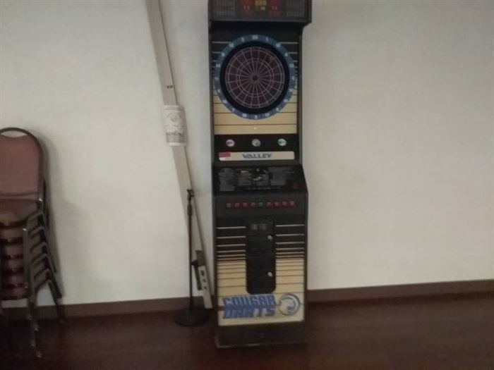 Valley Cougar Darts dart arcade machine