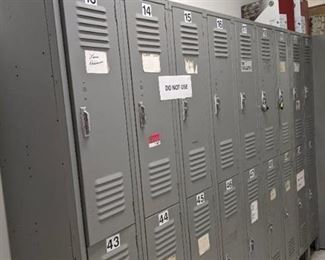 18 Locker Section