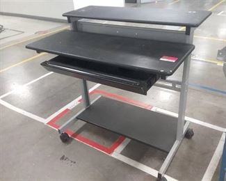 Rolling computer desk with slide out drawer