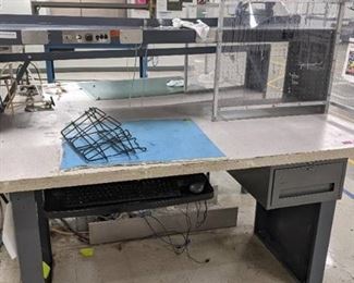 Laminated Top Metal Frame Work Station