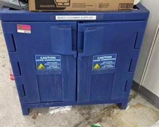 Plastic Corrosive Cabinet