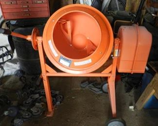 CEMENT MIXER
