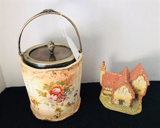 ANTIQUE BISCUIT JAR