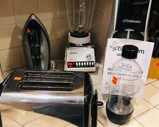 TOASTER, BLENDER, SODA STREAM, IRON