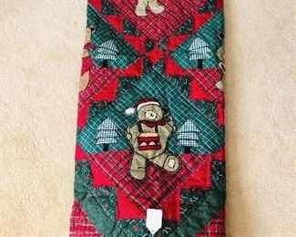 CHRISTMAS BEAR QUILT THROW