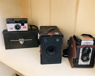 VINTAGE CAMERAS