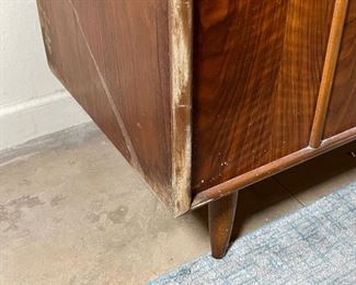 AS-IS MCM Walnut LANE Princess Cedar Chest Blanket Hope 22x43x18in HxWxD