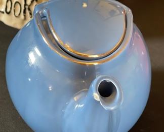 AS-IS Hall Streamline 326 Teapot