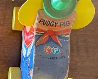 Fisher Price Pudgy Pig Vintage Pull Toy 478