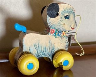 Fisher Price Little Lamb Vintage Pull Toy 684