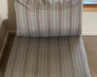 Contemporary single Chair 37x27x35in HxWxD