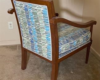 Vintage upholstered Chair 36x26x33in HxWxD