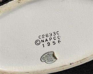 NAPCO 1956 Head Vase C2633B BLACK 6X5X3.5in HxWxD