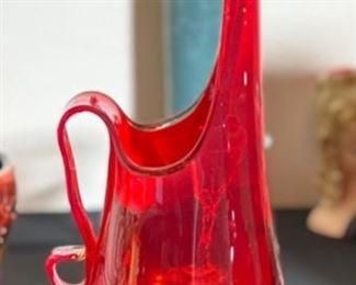 Vintage L E Smith Swung Glass Pitcher Studio Art Glass 15x4x5in HxWxD