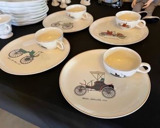 8pc (set of 4) Salem Car/Auto Plate & Cup Set Automobile Dish: 9.25in Diameter