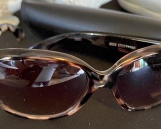 Ray Ban Tortoise SunGlasses 8926 57 17-130