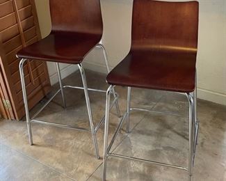 2pc Contemporary Counter Height Chairs Bent Wood 36x15x17in seat: 26in