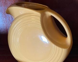 Fiestaware Pitcher Disc Yellow Lg Fiesta 8x4.5x8in HxWxD