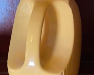 Fiestaware Pitcher Disc Yellow Lg Fiesta 8x4.5x8in HxWxD