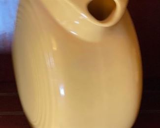 Fiestaware Pitcher Disc Yellow Lg Fiesta 8x4.5x8in HxWxD