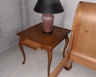 Nite stand or side table