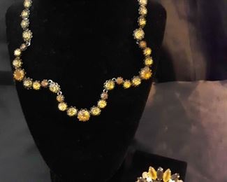 Vintage Rust Scallop Necklace And Pin