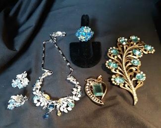 Cool Blues Vintage Jewelry By Anthony And Tammys Jewels
