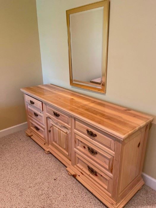 Lexington Dresser