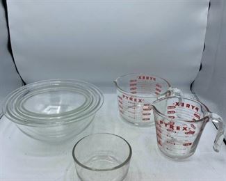 Pyrex Mixing Bowls and Measuring Cups