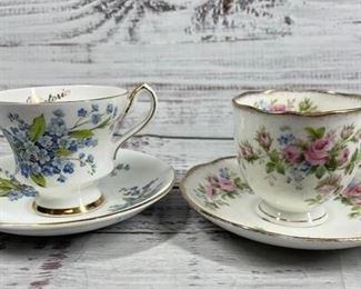 Set of Two Floral Fine Bone China Tea Cups Saucers Windsor Roslyn
