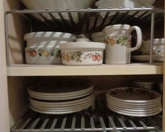 Wedgewood Quince pattern